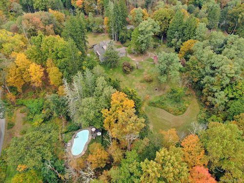 209 Hardscrabble Rd, North Salem, NY, 10560-1010 | Card Image