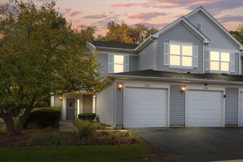 1203 Brookdale Dr, Carpentersville, IL, 60110-1991 | Card Image