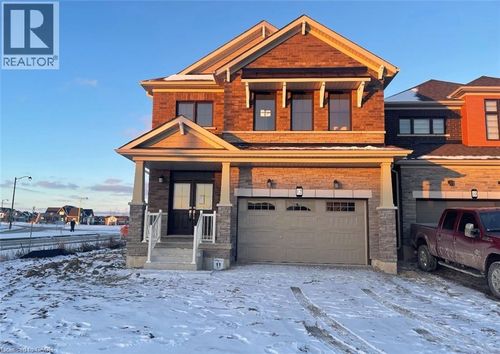 12 Basswood Cres, Caledonia, ON, N3W0H5 | Card Image