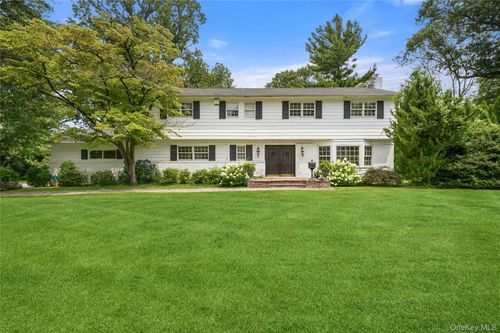 50 Flamingo Rd, Roslyn, NY, 11576-2702 | Card Image