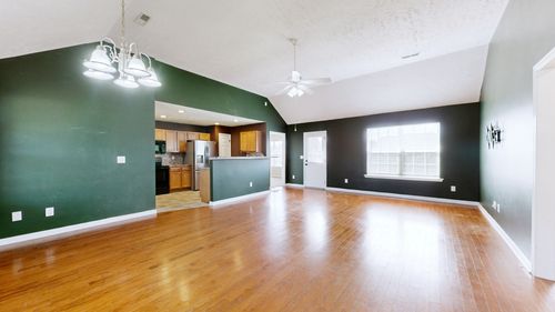 2716 Ridgewood Dr, Christiana, TN, 37037-6642 | Card Image