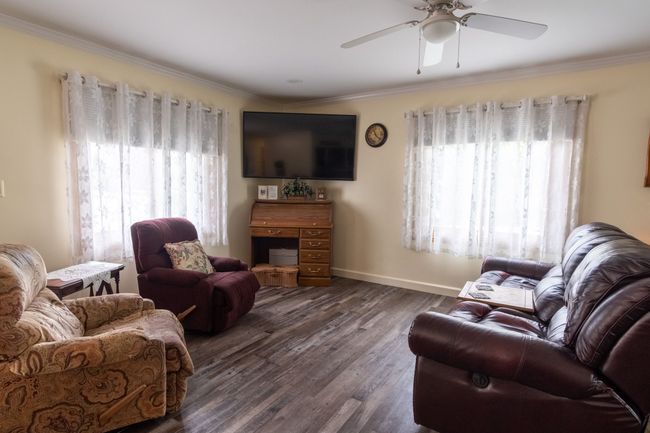 2179 Rochelle Park Dr, Condo with 2 bedrooms, 3 bathrooms and null parking in Rochester Hills MI | Image 6