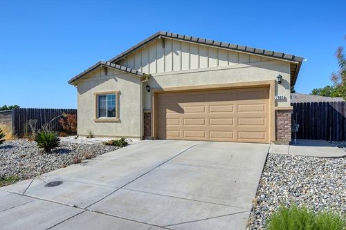 7905 Springarden Way, Sacramento, CA, 95828-5484 | Card Image