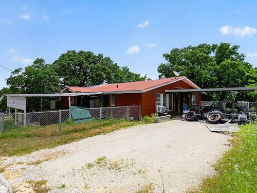 810 W Plummer St, Eastland, TX, 76448-2543 | Card Image