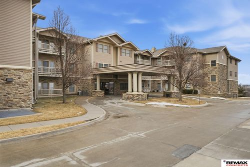202-5831 Enterprise Drive, Lincoln, NE, 68521 | Card Image