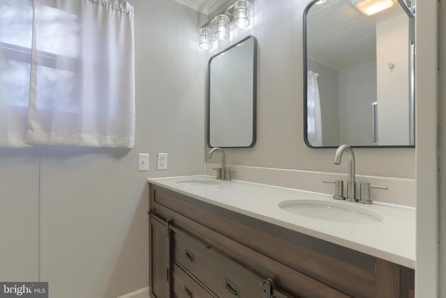 340 Maple Ave, House other with 3 bedrooms, 2 bathrooms and null parking in MANHEIM PA | Image 21