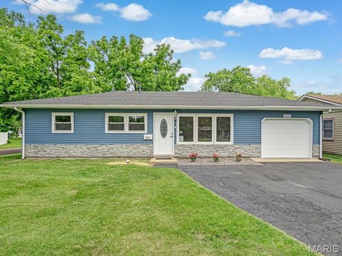 3817 Memorial Drive, Belleville, IL, 62226 | Card Image