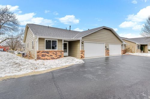 705 Auburn Pl Nw, Elk River, MN, 55330-1976 | Card Image