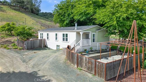 5005 E Highway 41, Templeton, CA, 93465-8421 | Card Image