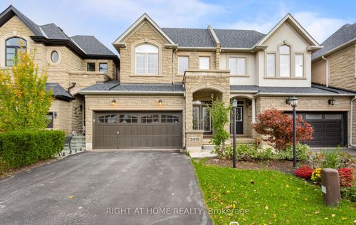 2419 Wasaga Dr, Oakville, ON, L6H0B8 | Card Image