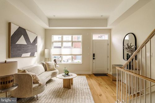 516 S 21st St, PHILADELPHIA, PA, 19146-1240 | Card Image