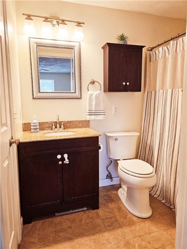 UNIT-606 - 351 New London Ave, Condo with 2 bedrooms, 2 bathrooms and 2 parking in Warwick RI | Image 16