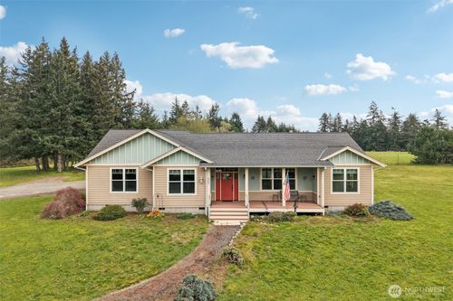 403 Russell Rd, Camano Island, WA, 98282-8560 | Card Image