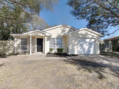 24022 Four Sixes Ln, Hockley, TX, 77447-9228 | Card Image