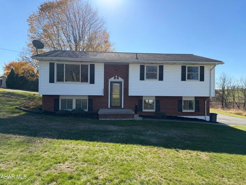 75 Frosty Hollow Rd, Woodbury, PA, 16695-9403 | Card Image