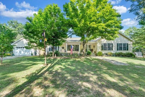 109 Blueberry Hl, Clifton Forge, VA, 24422-3004 | Card Image