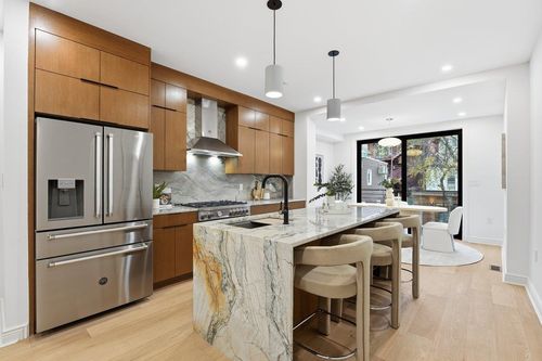 207 4th St, Jersey City, NJ, 07302-2405 | Card Image