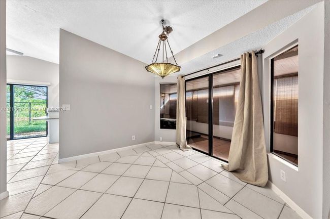 0 - 9780 W Daffodil Ln, Home with 3 bedrooms, 2 bathrooms and null parking in Miramar FL | Image 7