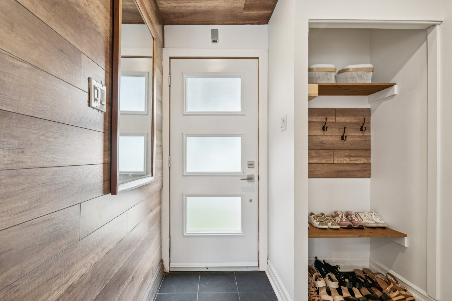 Residential in Longueuil (Greenfield Park) 4