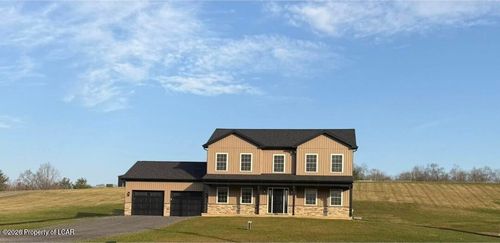 31 Shickshinny Lake Rd, Shickshinny, PA, 18655-4012 | Card Image