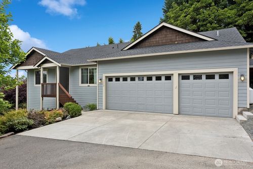 1310 Maple Ave, Snohomish, WA, 98290-2233 | Card Image