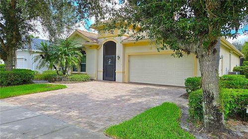 26317 Stonewall Ln, BONITA SPRINGS, FL, 34135-5090 | Card Image