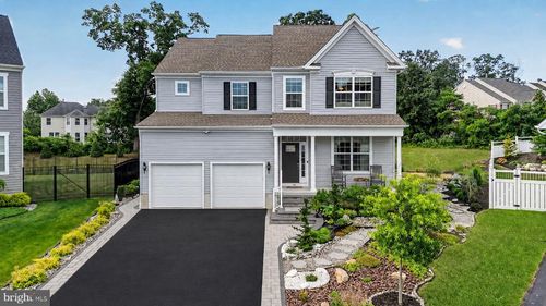 18 Quaker Ct, HAINESPORT, NJ, 08036-2802 | Card Image