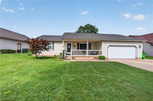763 Lockwood Road, Barberton, OH, 44203 | Card Image