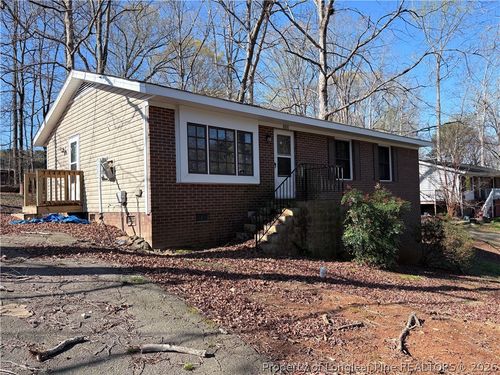 2009 Woodcrest Dr, Sanford, NC, 27330-9196 | Card Image