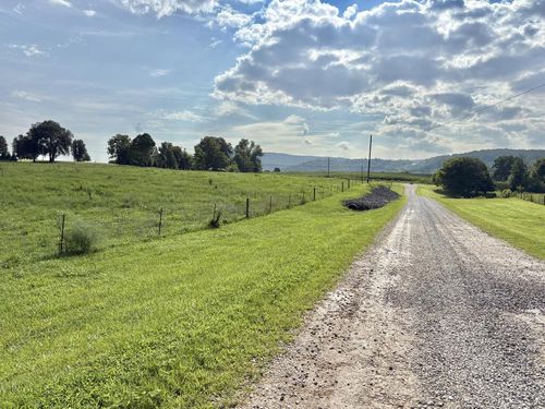 5.14 ACR Hickory Valley Rd, Sparta, TN, 38583 | Card Image