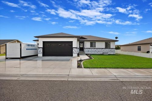 565 Clearwater Way, Heyburn, ID, 83336-1010 | Card Image