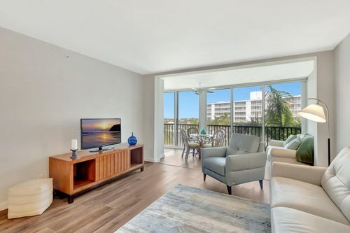 apt-719c-3300 S Ocean Blvd, Highland Beach, FL, 33487-4784 | Card Image