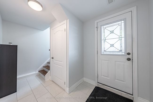 8 Petunias Rd, House attached with 4 bedrooms, 2 bathrooms and 3 parking in Brampton ON | Image 23