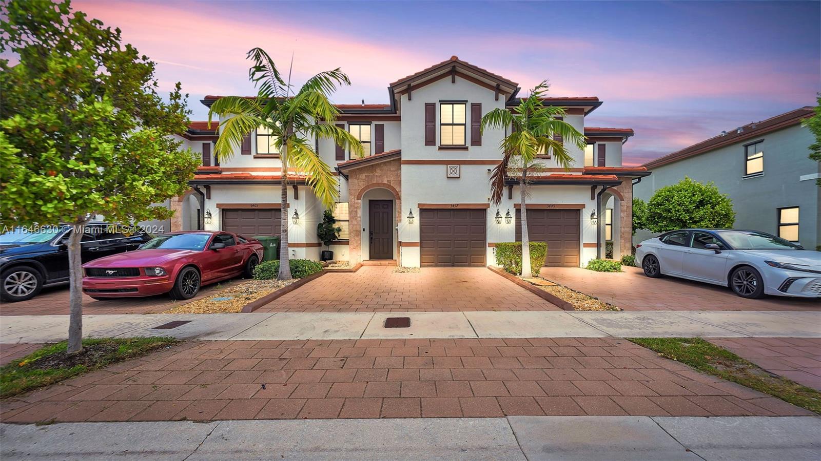 104th Ter, Hialeah, FL 33018