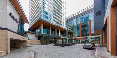 701 - 17 Bathurst St, Condo with 1 bedrooms, 1 bathrooms and null parking in Toronto ON | Image 2