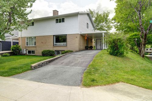 90 Clayton Park Dr, Halifax, NS, B3M1L9 | Card Image