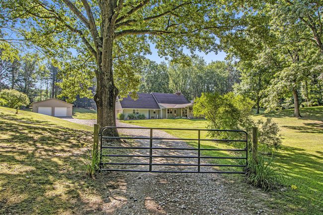 33 2 Nd St, House other with 4 bedrooms, 3 bathrooms and null parking in Plainwell MI | Image 8