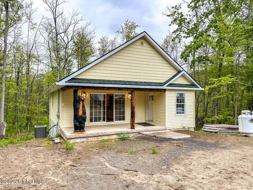 25 Forest Rd, Lake George, NY, 12845-5231 | Card Image
