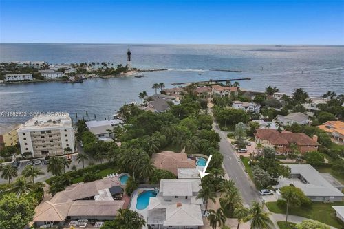 3421 Dover Rd, Pompano Beach, FL, 33062-2924 | Card Image