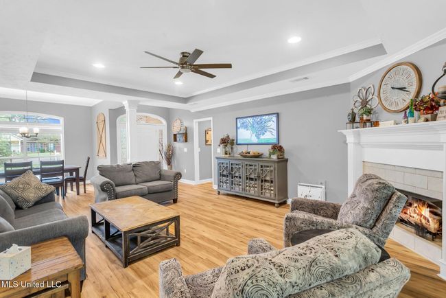 6-web-or-mls-Bradley Bianca 3007 Cross P | Image 4