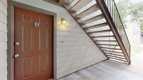 apt-b-1016 Autumn Cir, College Station, TX, 77840-7849 | Card Image