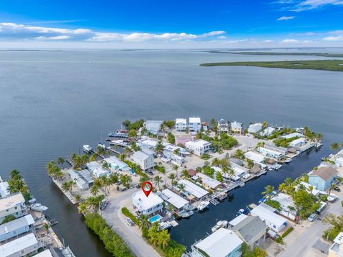 2 Sexton Cove Rd, Key Largo, FL, 33037-3029 | Card Image