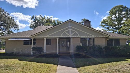 7807 Bellerive Dr, Houston, TX, 77036-2803 | Card Image