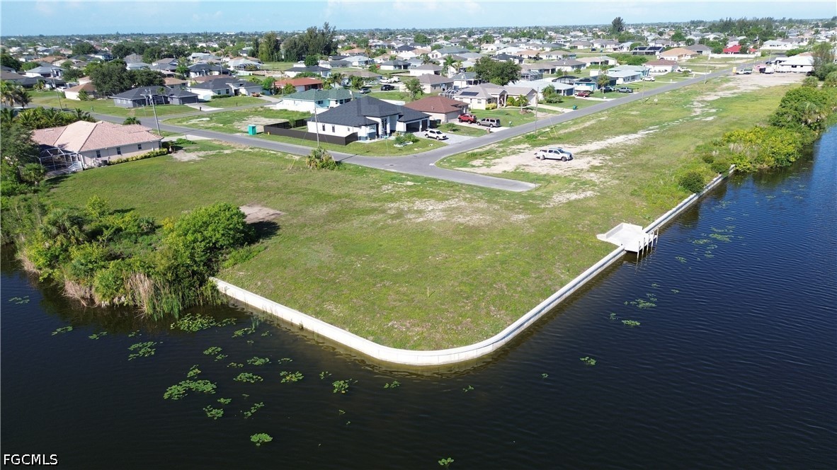 Land in Cape Coral