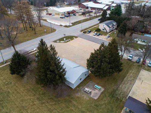 1309 G Ave, Grundy Center, IA, 50638-1063 | Card Image