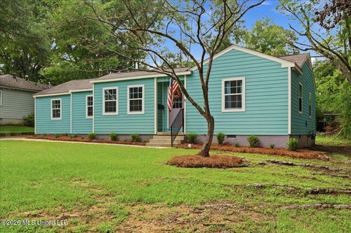 1013 Meadow Heights Dr, Jackson, MS, 39206-6021 | Card Image