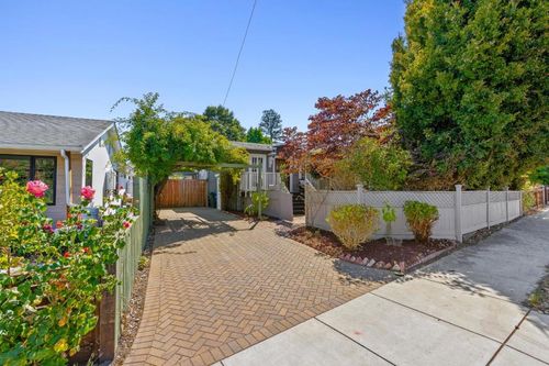 1719 Bay St, Santa Cruz, CA, 95060 | Card Image
