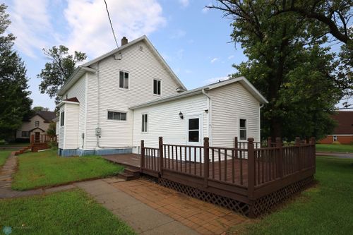 120 2nd St Nw, Hillsboro, ND, 58045-4119 | Card Image