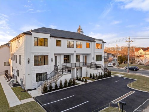 unit-201-1 Dykstras Way W, Monsey, NY, 10952-4053 | Card Image