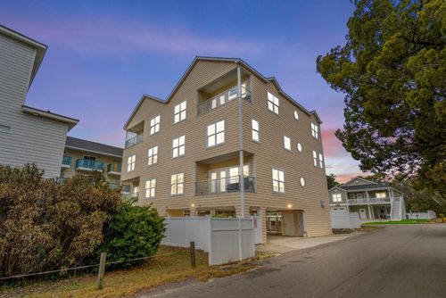 301 Johnson St, North Myrtle Beach, SC, 29582 | Card Image